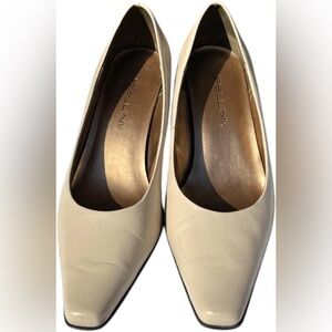 Bellini Women's Cream Shoes
